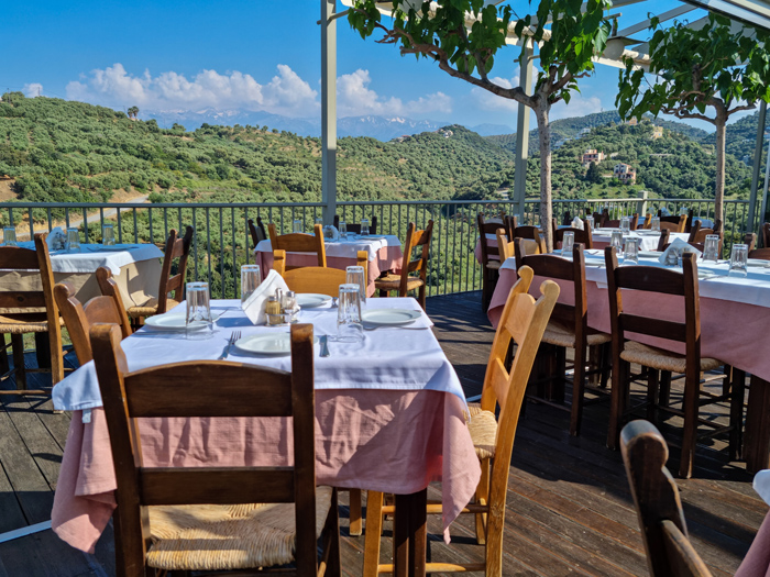 Λεβέντης (Ο)