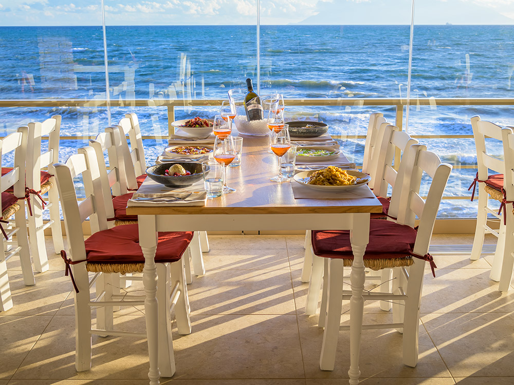 Η Ταβέρνα του Αϊ-Γιώργη 