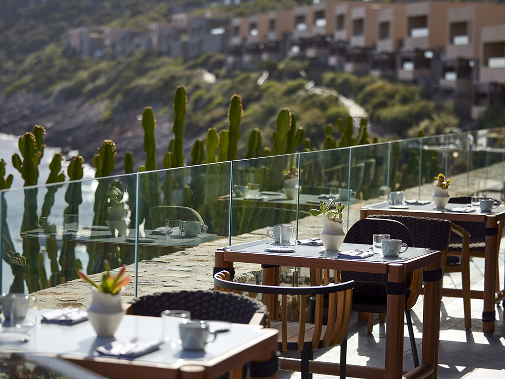 Taverna Daios Cove