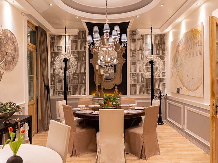 Aleria - Χρυσοί Σκούφοι