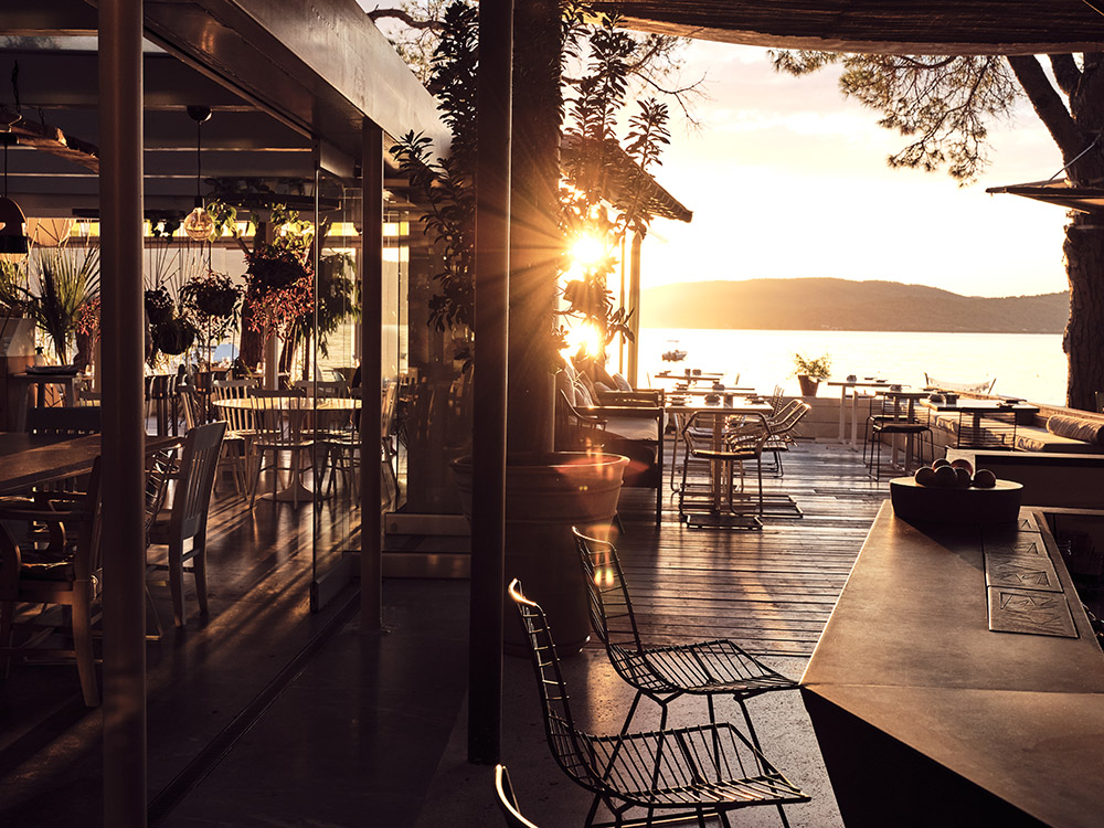 Bubo Fine Dining Restaurant - Χρυσοί Σκούφοι