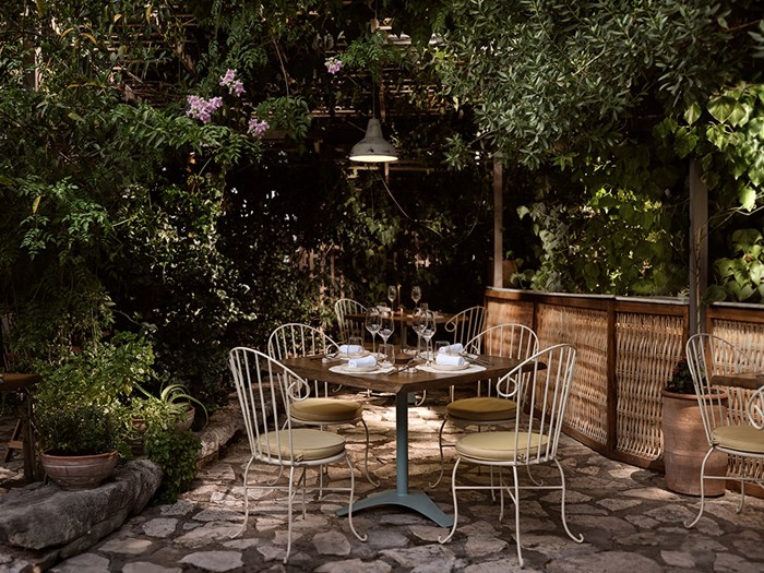 Prosilio - Χρυσοί Σκούφοι