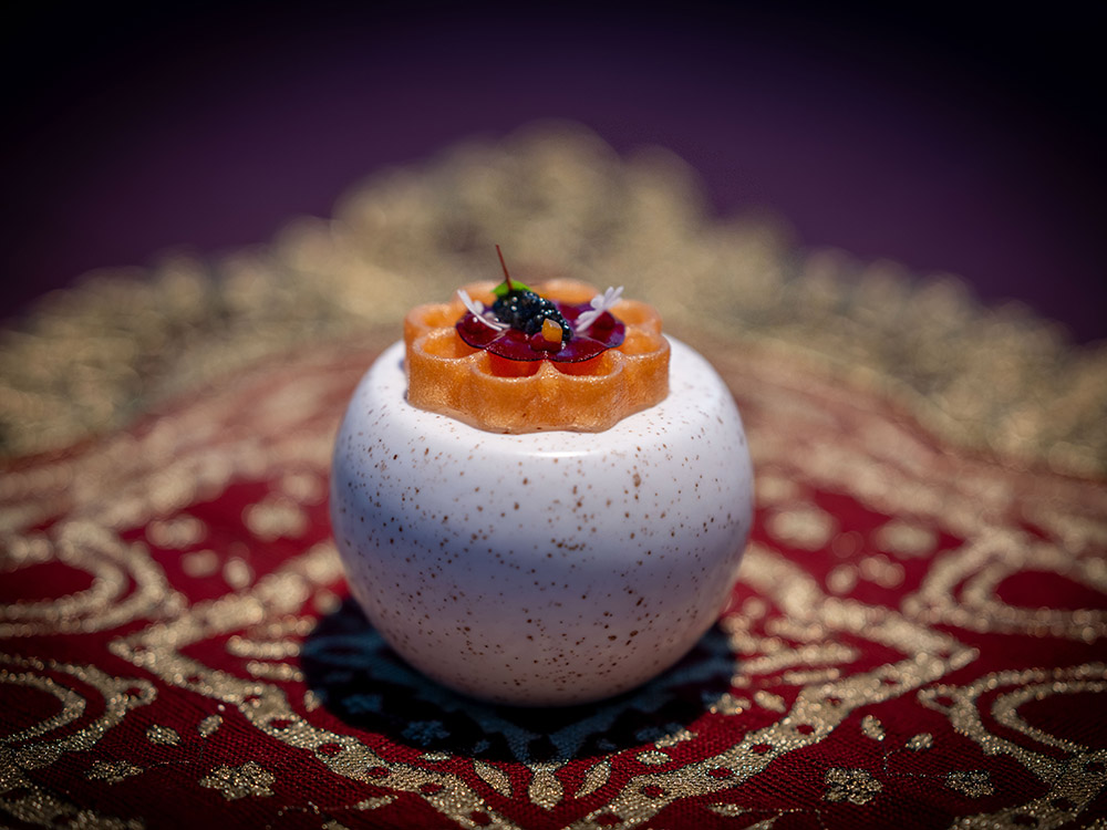 Treehouse - Χρυσοί Σκούφοι