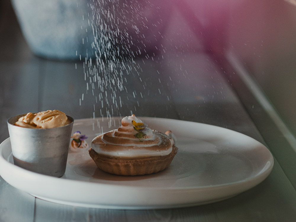 Anama - Χρυσοί Σκούφοι