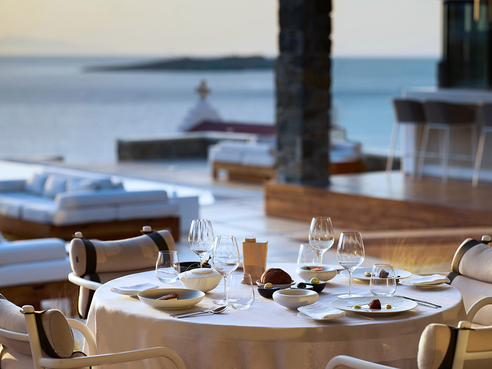 Bill & Coo Gastronomy Project - Χρυσοί Σκούφοι