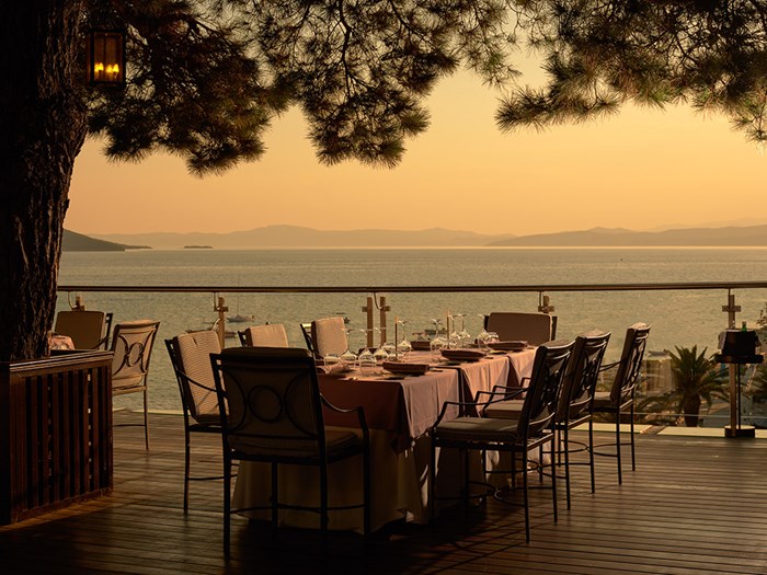 Kamares  - Χρυσοί Σκούφοι