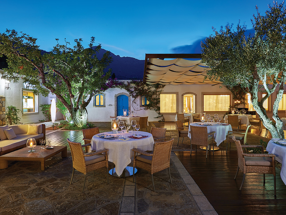 Dionysos - Χρυσοί Σκούφοι