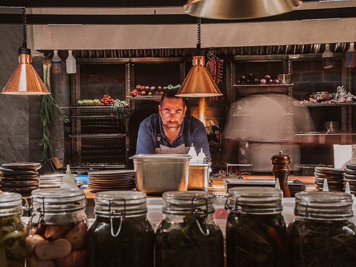 Vezené Athens - Χρυσοί Σκούφοι