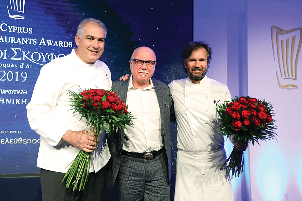 Ο executive chef του «Four Seasons» Πανίκος Χατζηττοφής, ο γευσιγνώστης του «α» Δημήτρης Αντωνόπουλος και ο guest chef Carlo Cracco. 