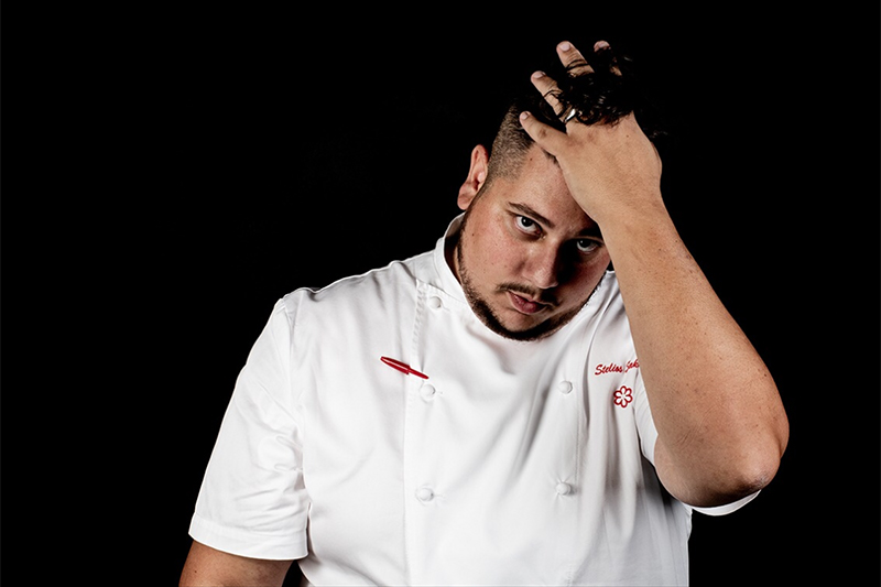 Stelios Sakalis: Ο βραβευμένος με αστέρι Michelin Έλληνας σεφ στην καρδιά της Τοσκάνης μας συστήνεται - Χρυσοί Σκούφοι